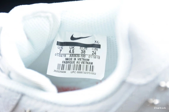 STARS FORCE AR0639-100 NIKE AIR WHITE 1 LOW 0728